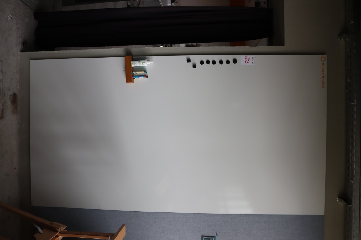 205 (Mittel).JPG