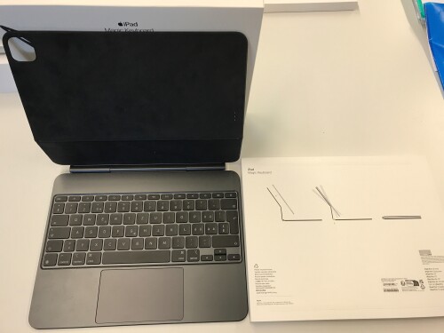 iPad Magic Keyboard.jpg