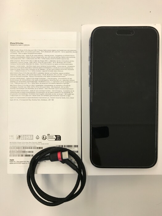 iPhone 15 Pro Max.jpg