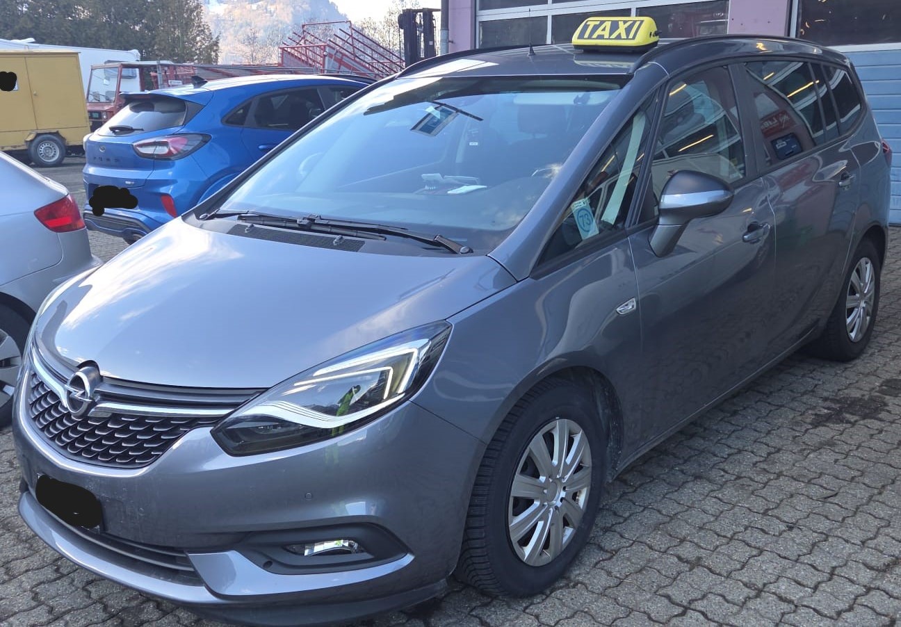 1. OPEL Zafira.jpeg