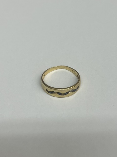 1. Goldfarbiger Ring.jpeg