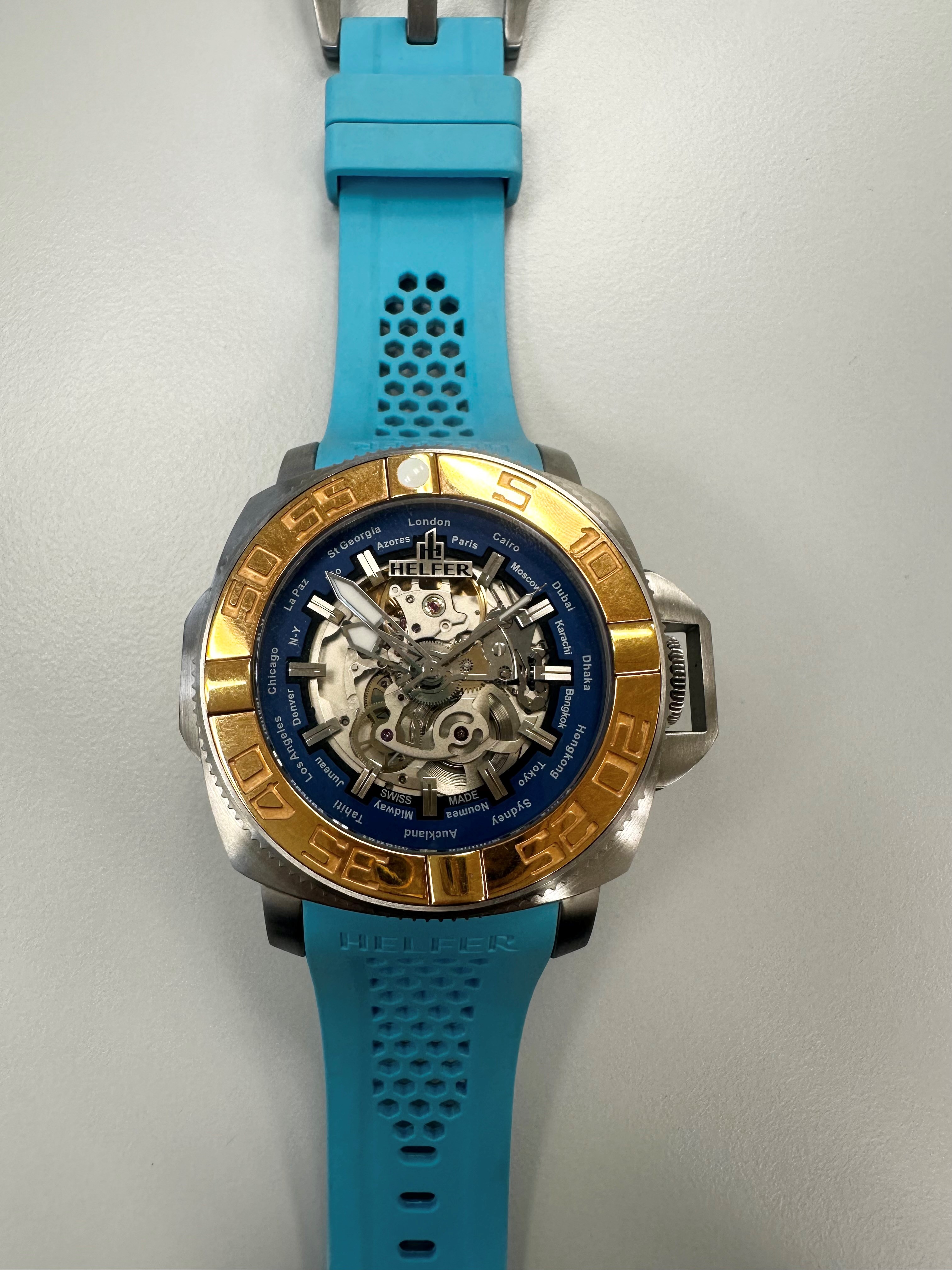 Montre Helfer bleue1.jpg